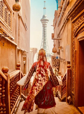 南疆人文西域10日游:沙漠公路+克孜尔石窟+盘龙古道·落地乌市