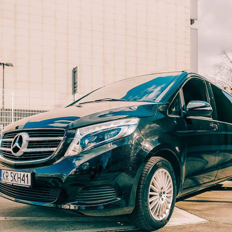 波兰旅游克拉科夫-巴利斯国际机场接送服务