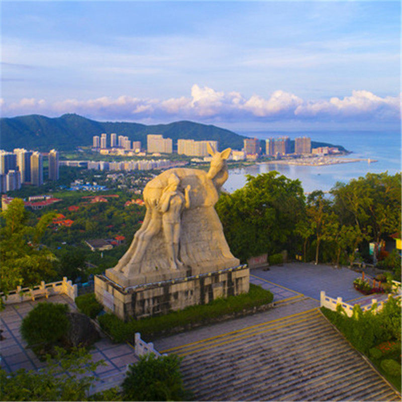 [鹿回头风景区-鹿回头风景区门票+观光车票+德克士椰香咖喱鸡腿饭三件套]德克士椰香咖喱鸡腿饭三件套图片