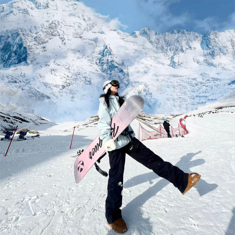 【雪舞新疆6日私家团】阿勒泰将军山滑雪禾木喀纳斯阿禾公路