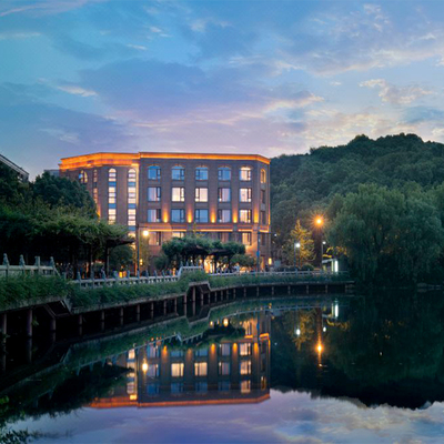 杭州湖山雷迪森庄园+花港观鱼+下午茶