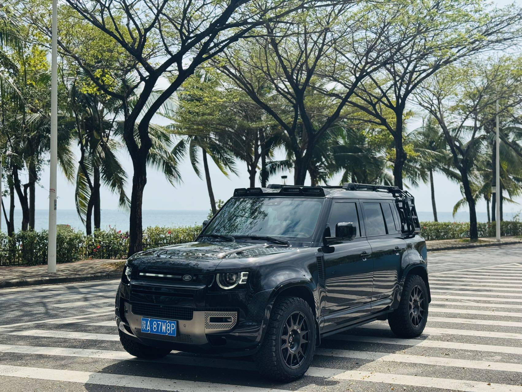 三亚自驾租车越野车 路虎卫士 租车/租车自驾游