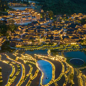 春节专享 乌江寨景区内高品质住宿1晚 酒店双人餐 双人门票早餐 摆渡车多次免费乘坐