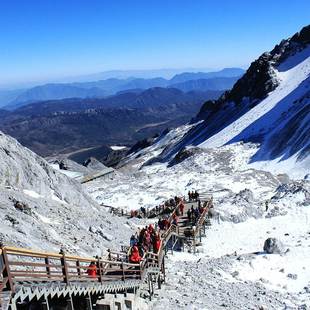 云南纯玩昆明大理丽江6天5晚跟团动车返昆可升级15人小团玉龙雪山
