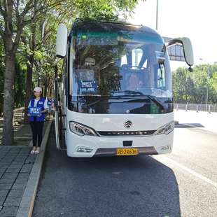 10点团 可选 定陵 颐和园 赞巴士优选 八达岭长城