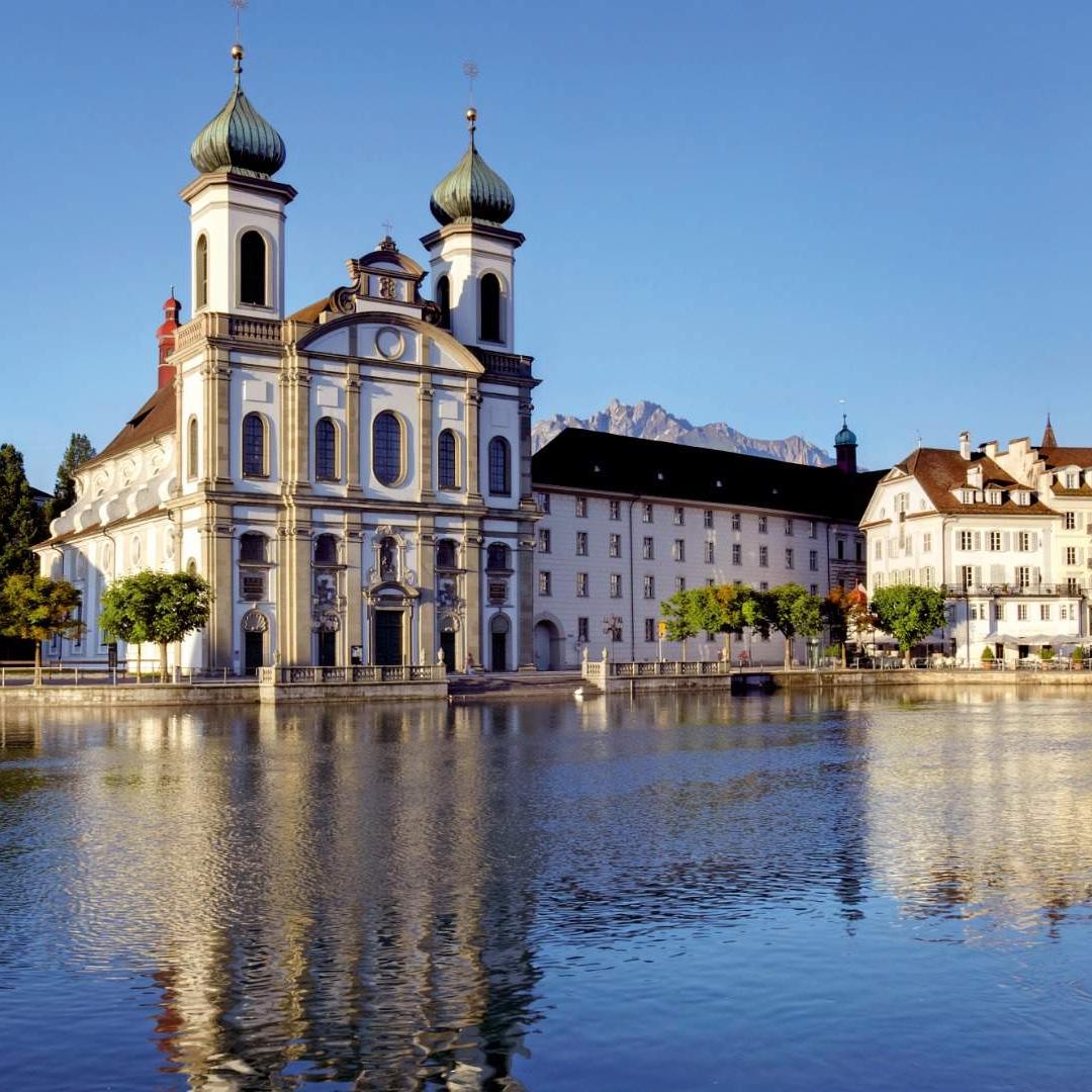 可趣游瑞士旅游琉森卢塞恩一日游铁力士锋滑雪体验（苏黎世出发）