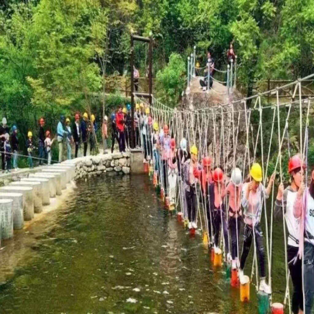 团建活动推荐终南山寨1天