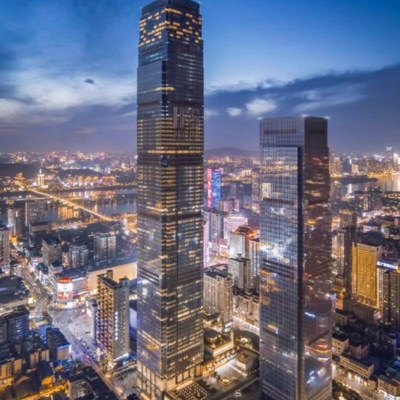 【需要二次确认】下单前请务必先提供日期咨询客服查房，有房再付款 【住】M1豪华大床房/高级大床房1-2晚 【食】早餐 【食】餐饮优惠+专属礼遇