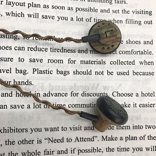 复古平头人声设备hifi耳机