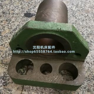 品齐齐哈尔铣床XA5040 XA6140工作台横向丝杠托架支架 71023A新-封面