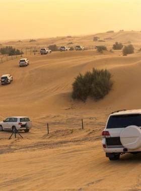 迪拜沙漠营地体验一日游【网红沙漠营地冲沙体验】
