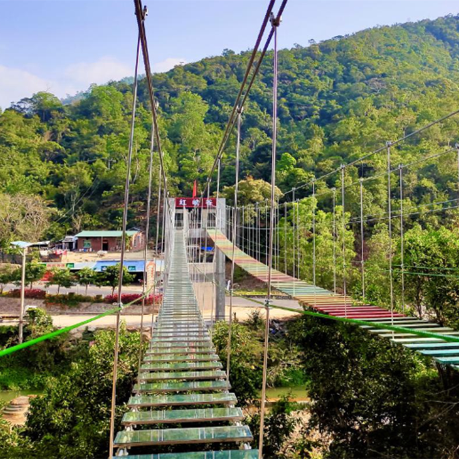 [五指山红峡谷漂流-步步惊心网红桥 玻璃旱滑道]五指山红峡谷漂流景区