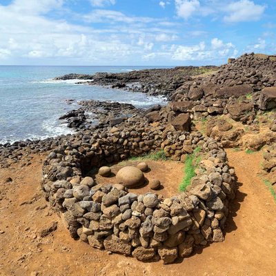 智利 复活节岛Akahanga(Tongariki+Te pito kura+Anakena)一日游