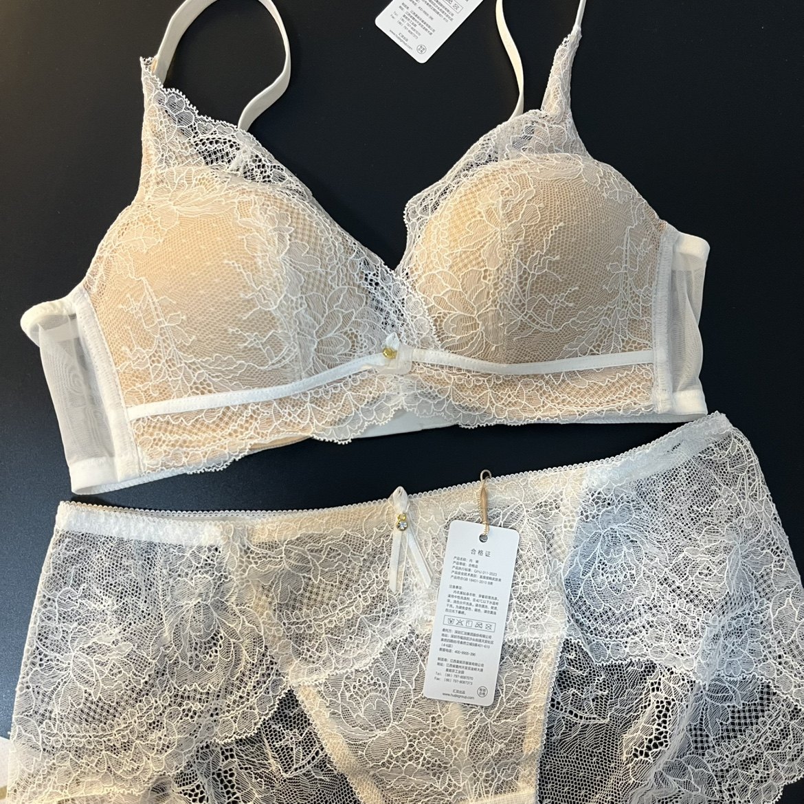 伊70B 75A 超强聚拢上薄下厚大透气无钢圈三排扣10810746,女士内衣/男士内衣/家居服,文胸,淘宝优惠券,粉丝福利购,淘宝优惠卷