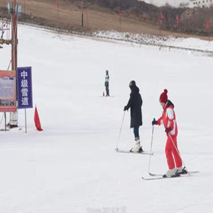 自带板 日场滑雪票 渔阳自带雪具票 北京渔阳国际滑雪场