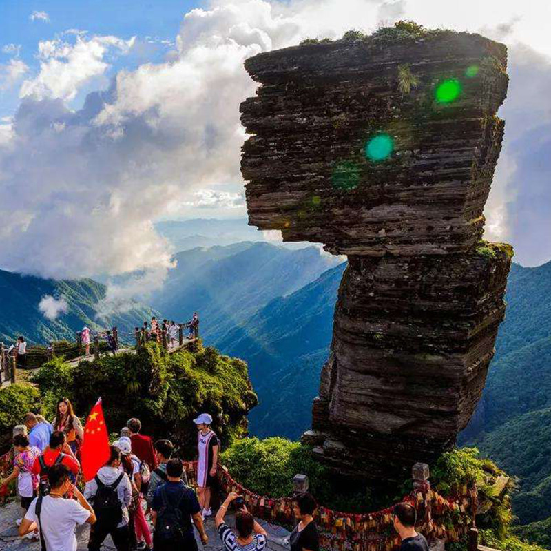 贵州贵阳车黄果树大小七孔加榜西江苗寨梵净山自由行旅游