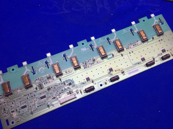 原装 TCL L32E19 32寸液晶电视背光电路高压板