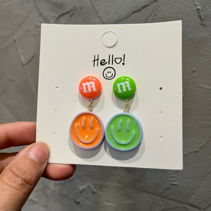 哈哈笑韩版儿童时尚饼干M豆糖果耳环925银卡通蚊香耳夹smile耳饰