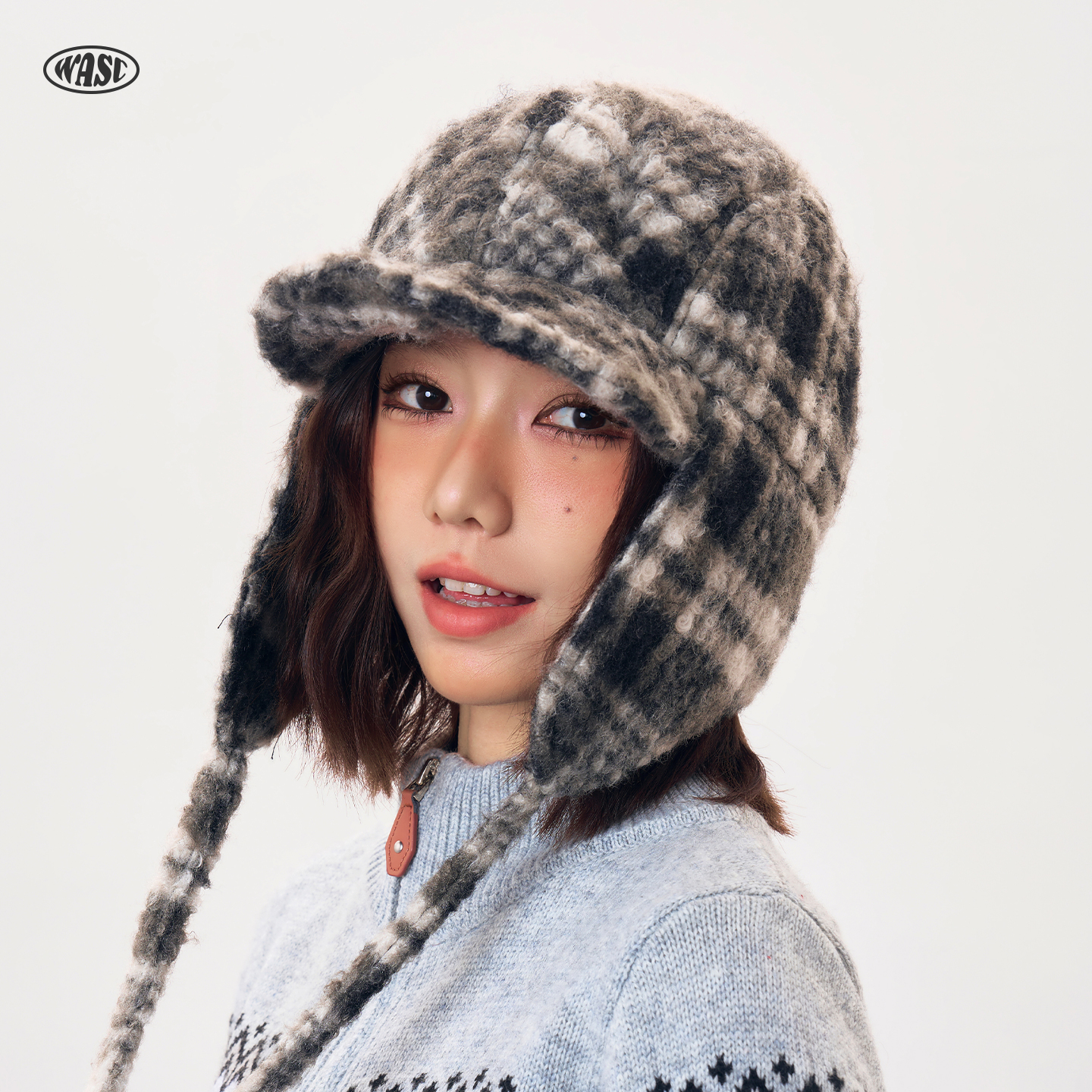 秋冬复古拼色格子保暖防寒护耳雷锋帽子男女大头围显脸小飞行员帽