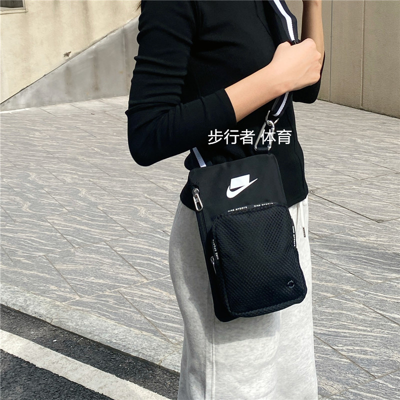 耐克中性運動休閑斜挎包
