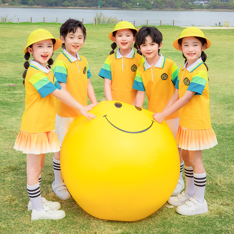 亮色系六一节表演服儿童班服套装