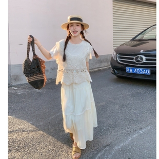洋气T恤马甲假日半身裙三件套装 高级感夏季 蕾丝背心短袖 韩版 时尚