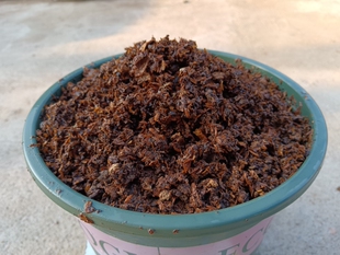 蔬果草花球根专用营养土。完美颗粒度搭配。保水保肥透气性佳，