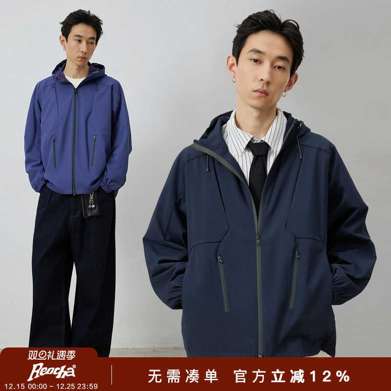 REOCHA热呈秋冬户外休闲多结构拼接防水连帽冲锋衣夹克外套男女