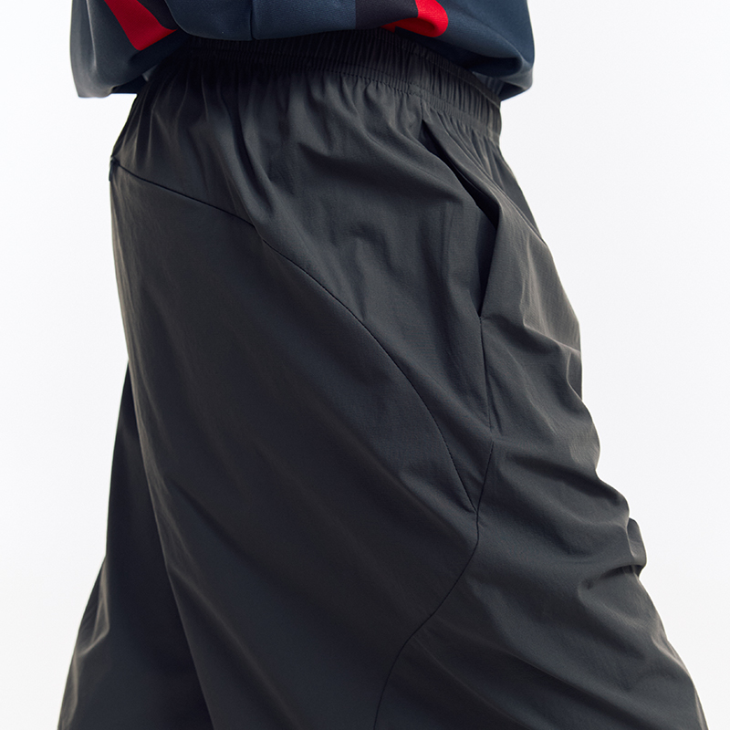 REOCHA热呈夏季新款运动速干户外弧线斜切结构极简nologo短裤男