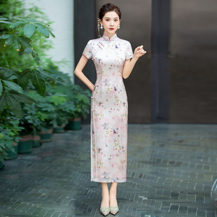 白底粉色桑蚕丝真丝年轻款旗袍中式连衣裙宴席日常可穿