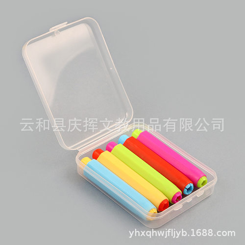 厂家直供 教学不脏手塑料粉笔套 pp聚丙烯塑料粉笔夹粉笔套