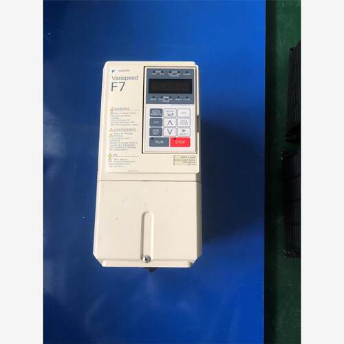 安川F7系列变频器 5.5KW 380V CIMR-F7B4
