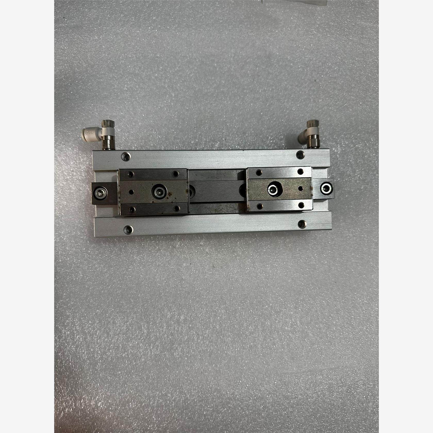 SMC滑台平行夹手指气缸M