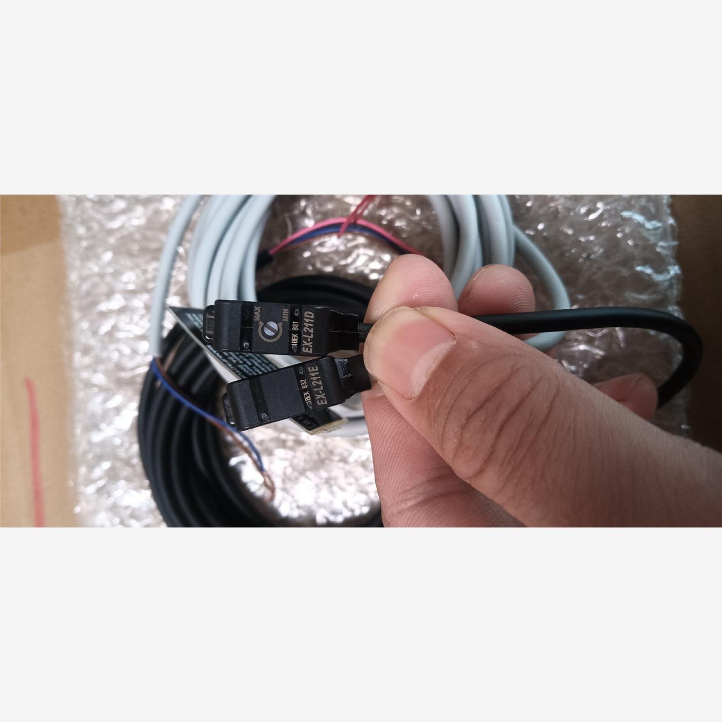 松下EX-L211E，EX-L211D