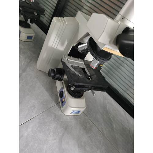 尼康ECLIPSEE600显微镜
