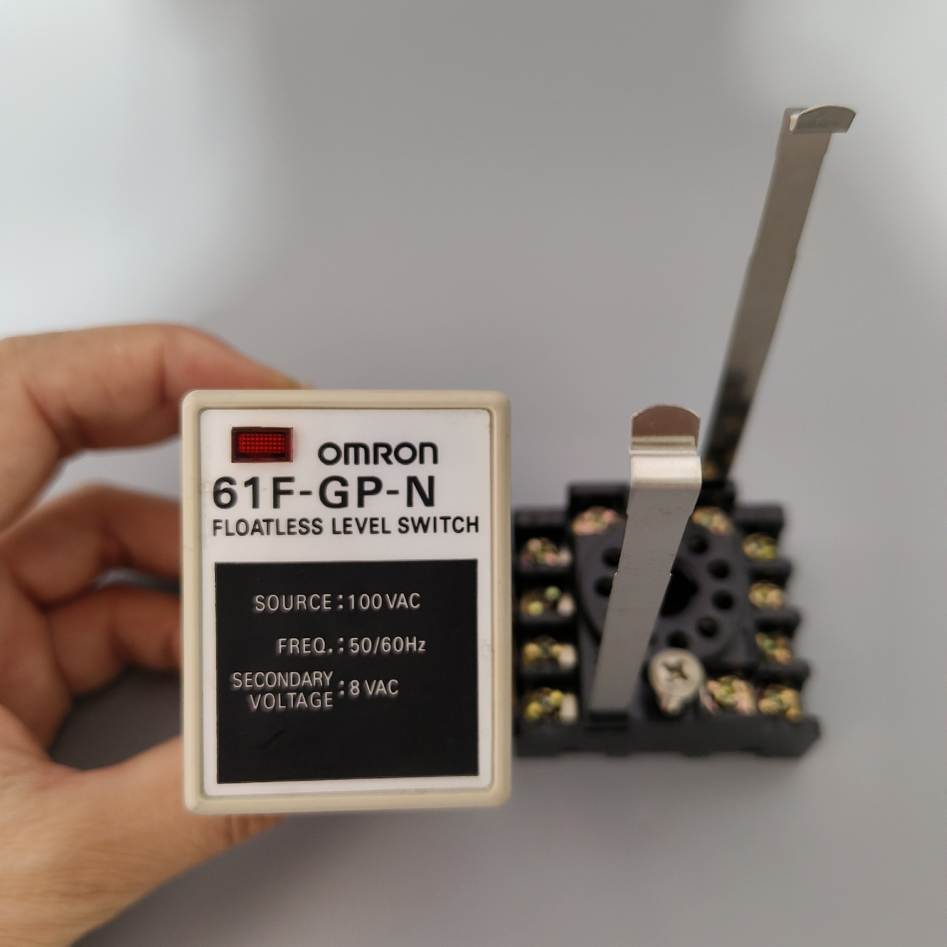 欧姆龙液位继电器61F-GP-