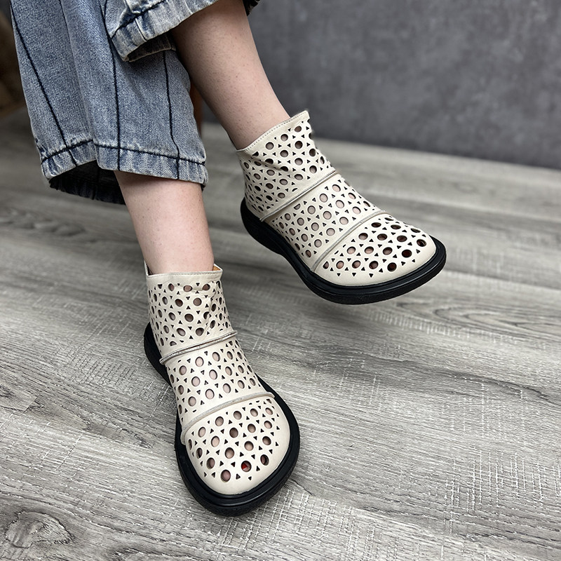 艺鞜2026年夏季新款真皮大圆头洞洞鞋娃娃后拉链松糕凉靴打孔短靴