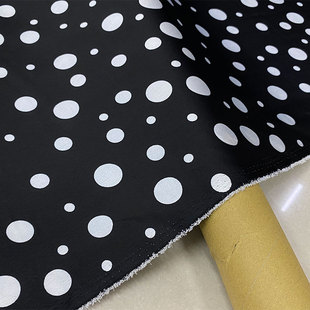 黑底白色波点抗皱坠垂麻纱缎面布料春夏裤子薄外套半身裙服装面料