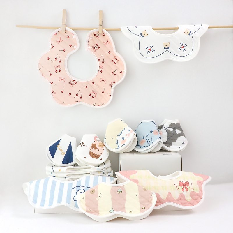 秋冬新款婴儿加厚口水巾宝宝360可旋转吐奶巾新生儿防水围兜3条装