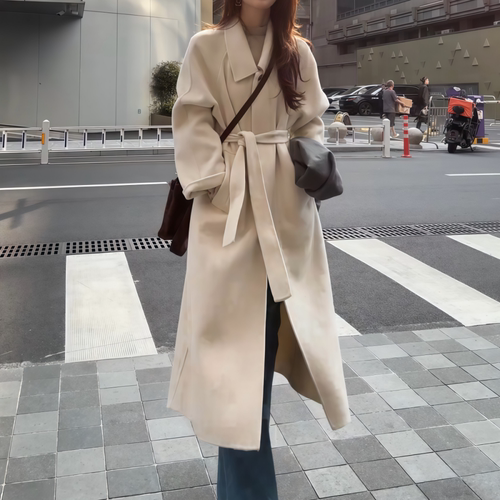中长款米白色一粒扣系带毛呢大衣