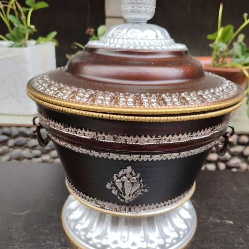 藏式822尼泊尔工艺吉祥合金糌粑盒打酥油茶收纳罐家用摆件
