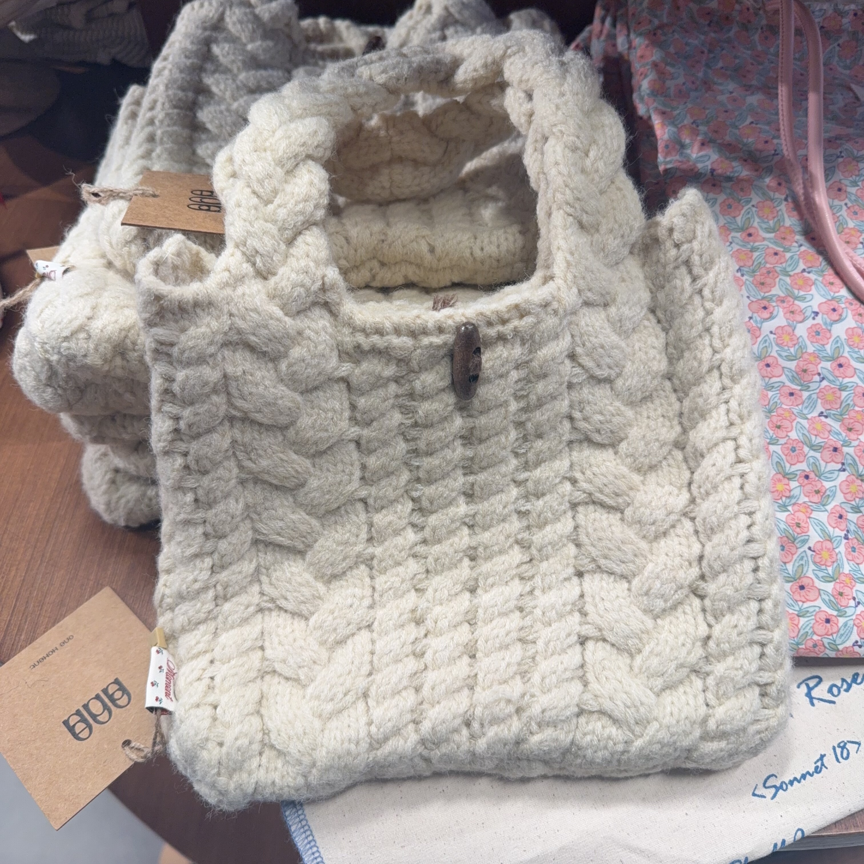 ONE MOMENT正品新款复古秋冬麻花手工针织毛线编织手提包牛角扣