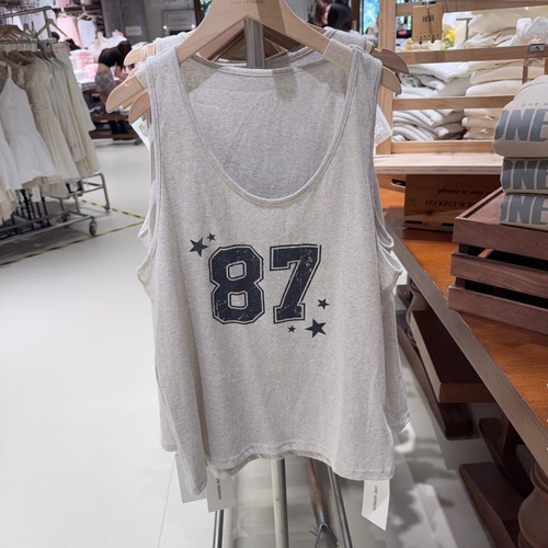 ONE MOMENT春夏季短款吊带背心女无袖t恤内搭上衣专柜正品不退换