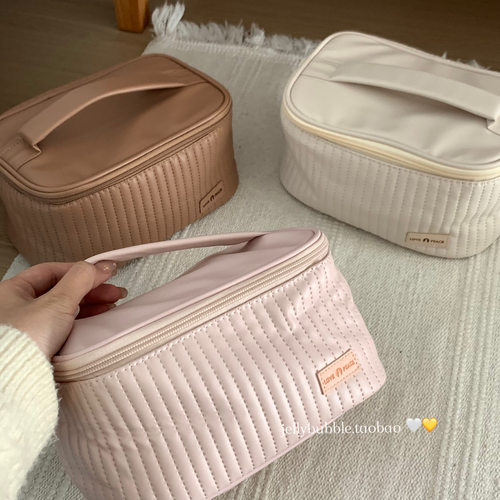 高颜值实用少女卡其米白色化妆包