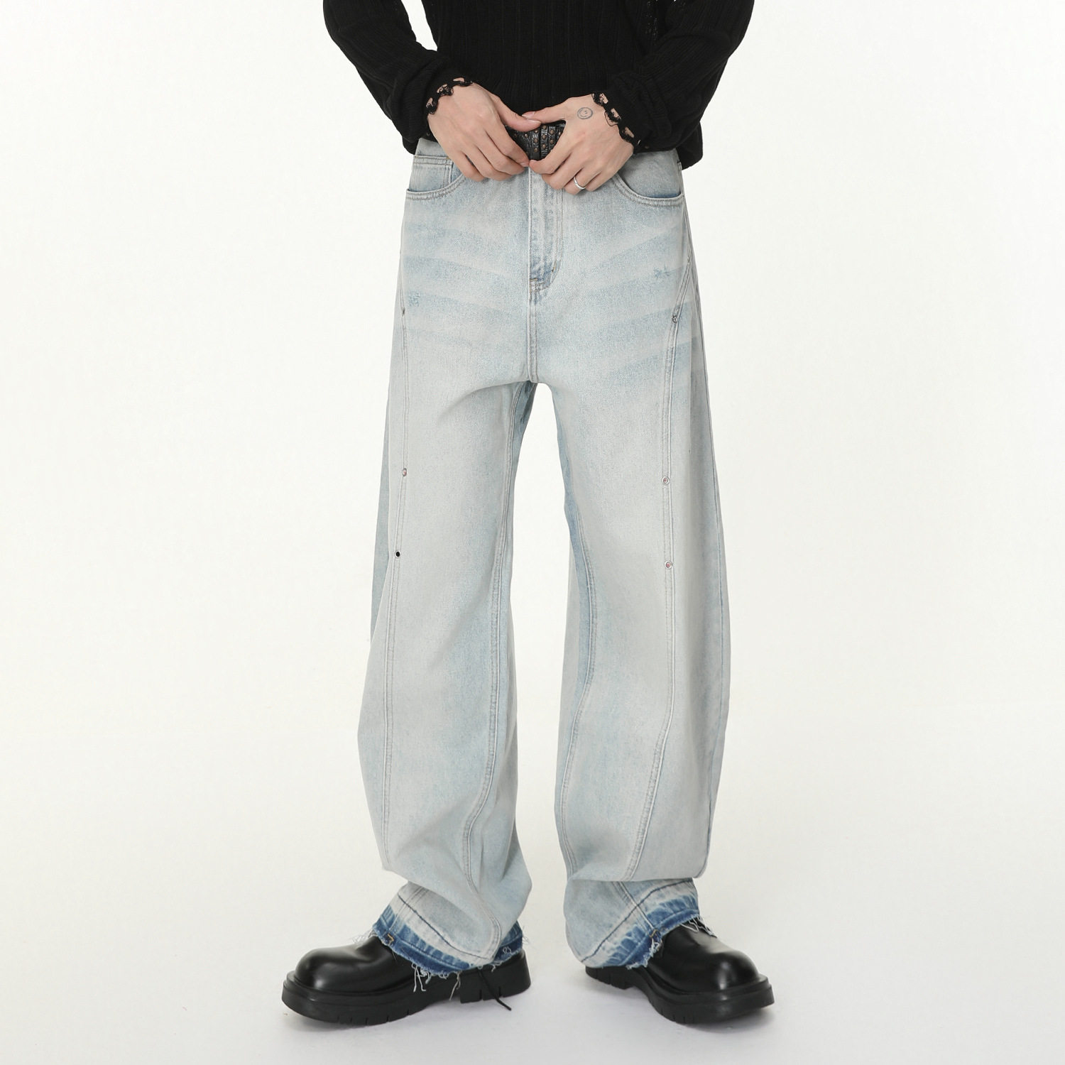 ULTIMATE GOAL 2026SS 裤脚流苏做旧解构浅色弯刀阔腿水洗牛仔裤,男装,牛仔裤,淘宝优惠券,粉丝福利购,淘宝优惠卷