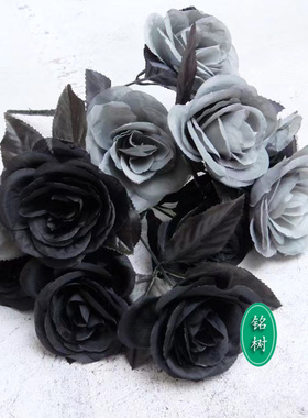玫瑰暗黑色玫瑰花把束