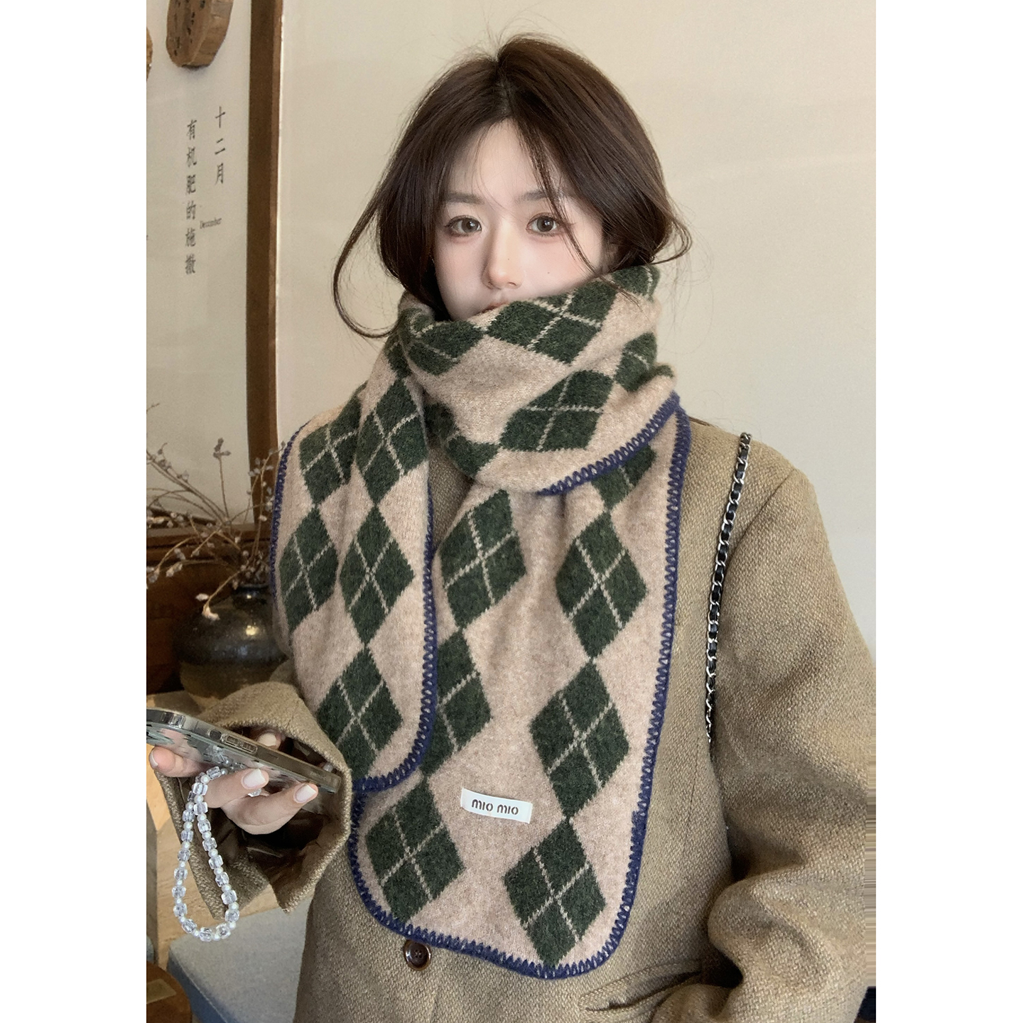 日系复古格纹毛线围巾女冬保暖百搭学生情侣学院风针织菱形格围脖
