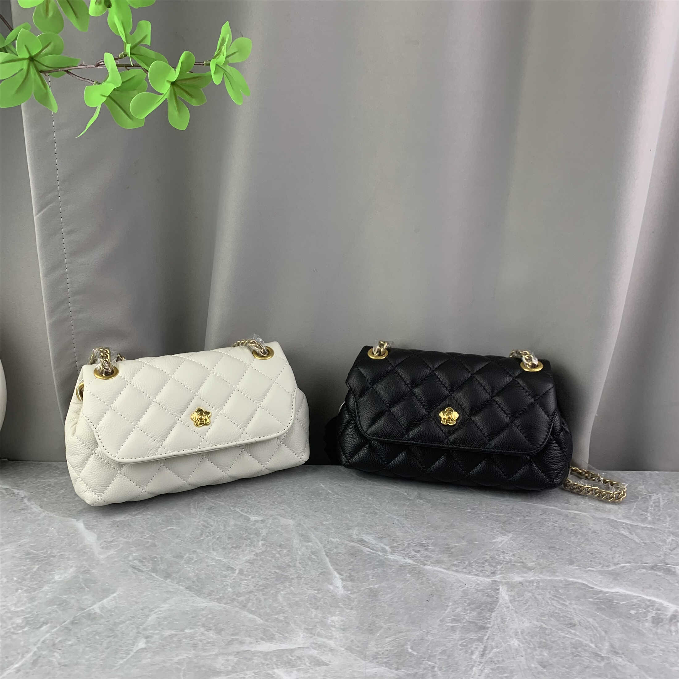 链条腋下包2024夏季新款潮流小香风头层小牛皮菱格单肩斜跨小包包