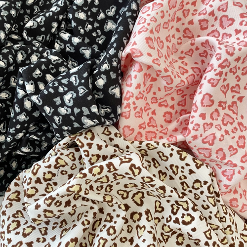 布亦灯芯绒豹纹爱心布料服装桌布抱枕手工diy小众重工高颜值