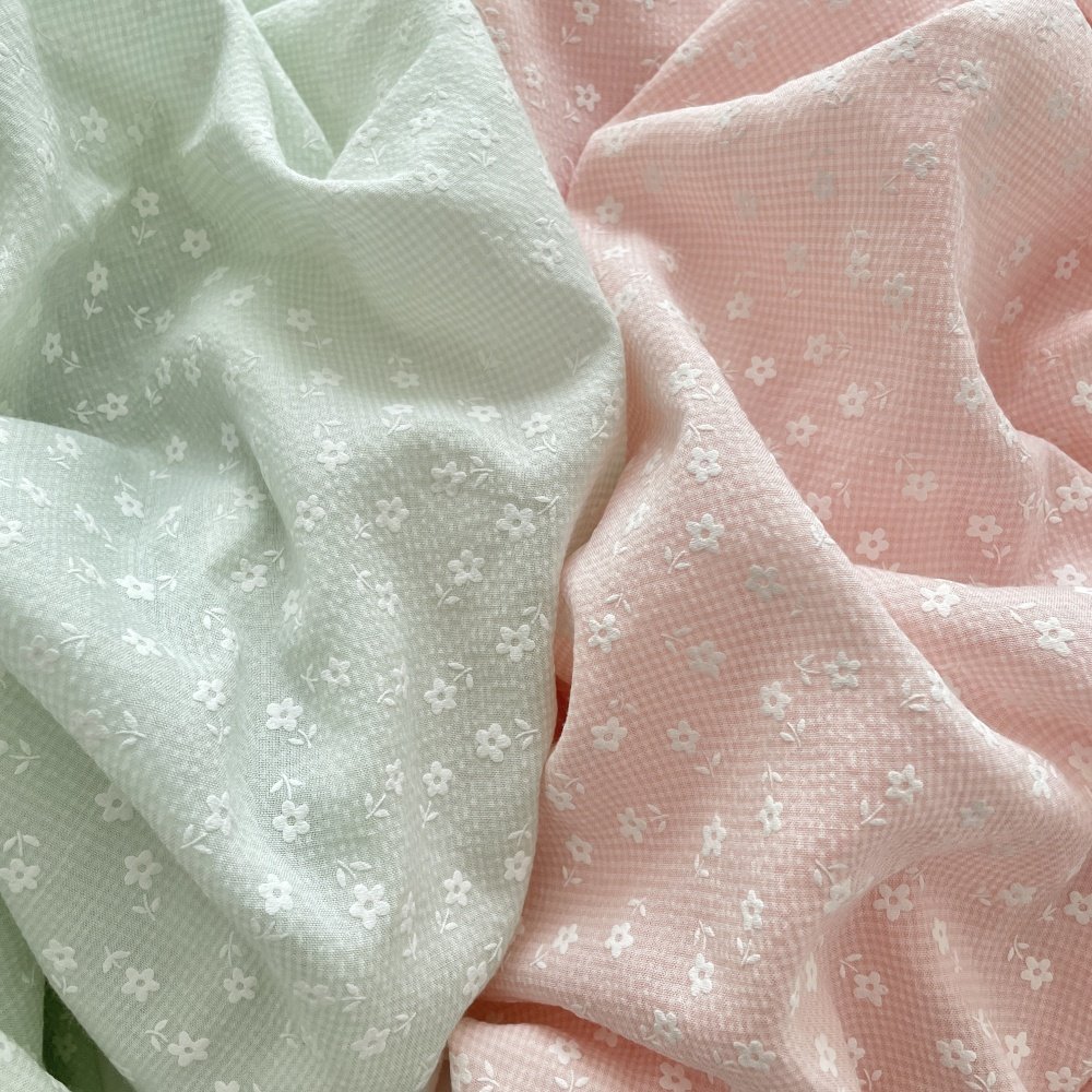 布亦新款小清新ins泡格小花布料连衣裙服装桌布抱枕手工diy小众